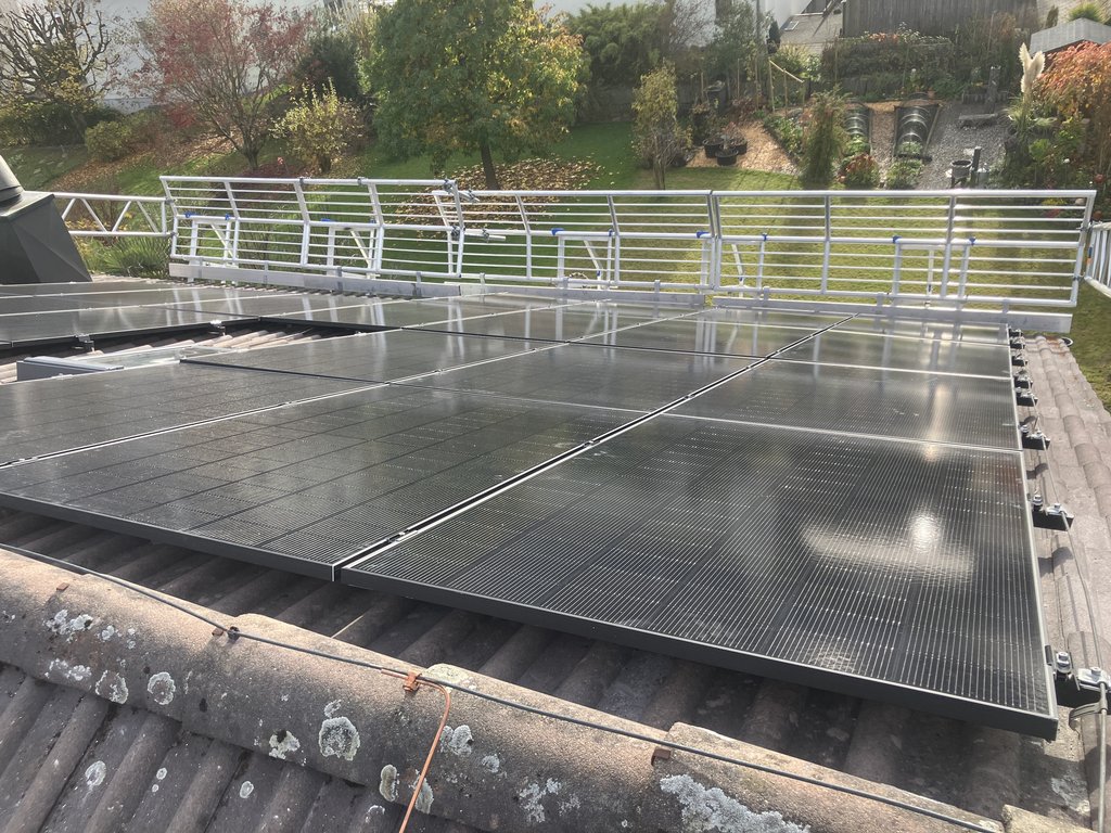 Photovoltaikanlage mit Notstromversorgung in Buchrain